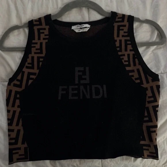 RARE fendi roma knit crop top - Picture 3 of 6